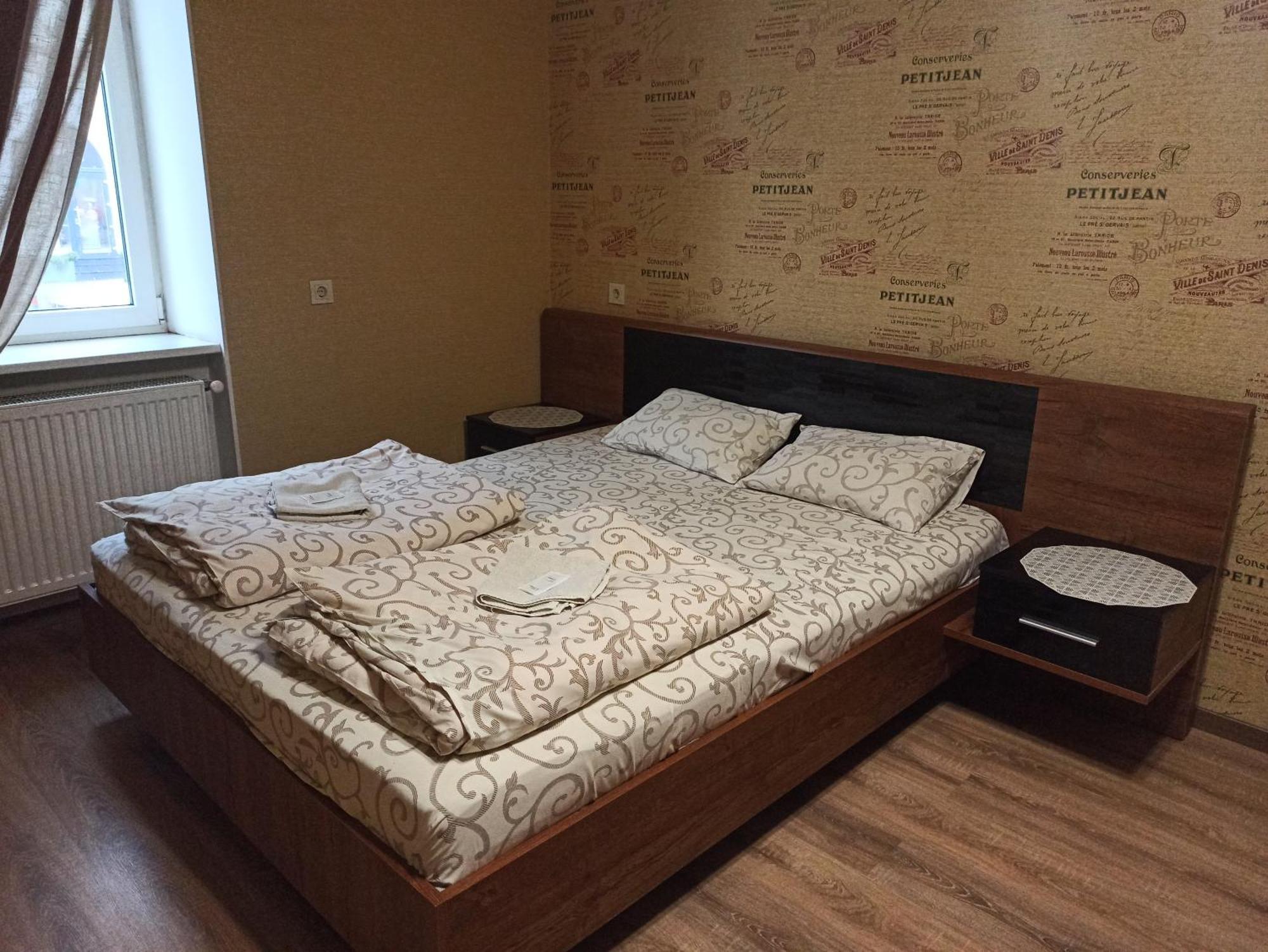 Hostel Q ,15 Хв До Жд Вокзалу Lwów Zewnętrze zdjęcie