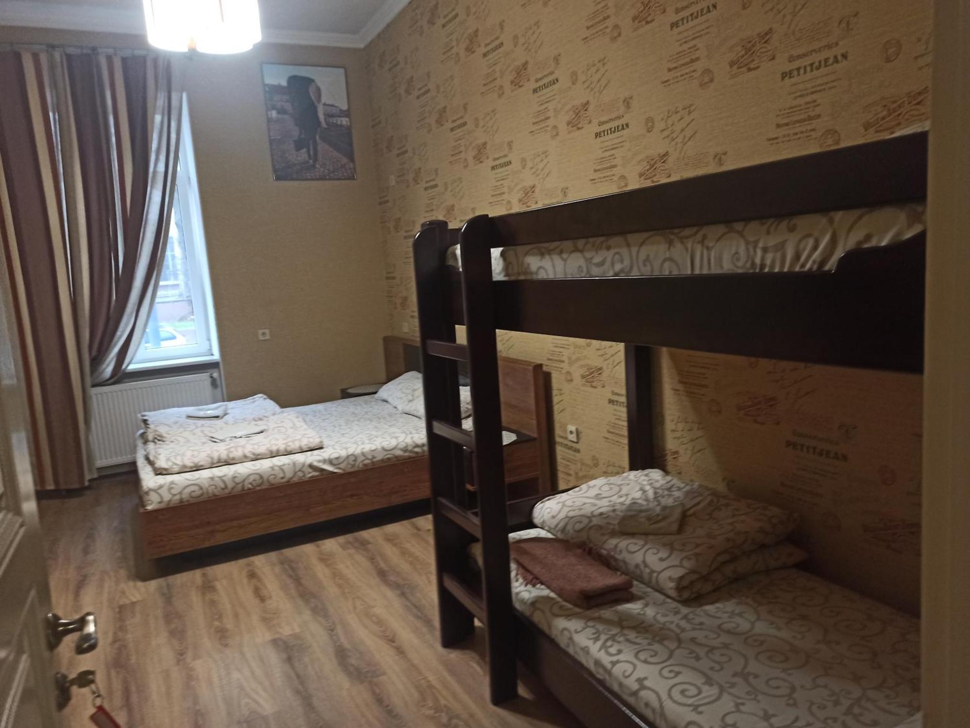 Hostel Q ,15 Хв До Жд Вокзалу Lwów Zewnętrze zdjęcie