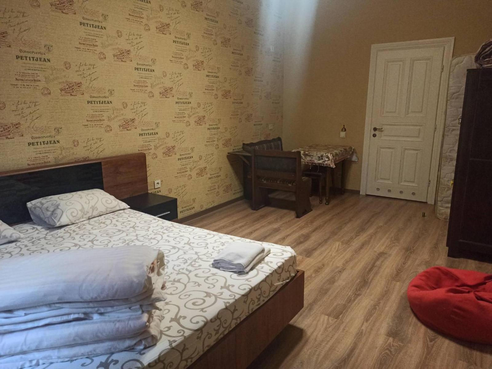 Hostel Q ,15 Хв До Жд Вокзалу Lwów Zewnętrze zdjęcie