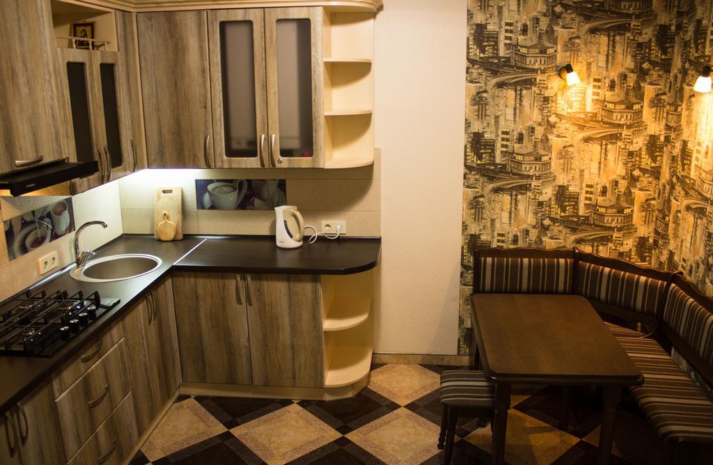 Hostel Q ,15 Хв До Жд Вокзалу Lwów Zewnętrze zdjęcie